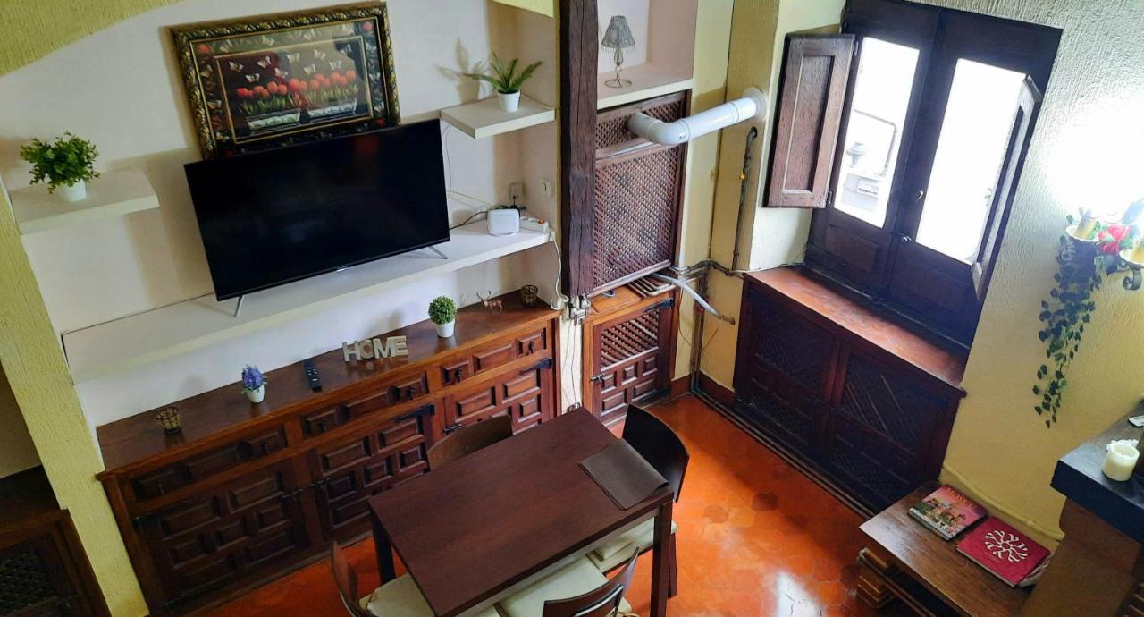 Apartamento Medieval En El Camino De Santiago エステーリャ エクステリア 写真